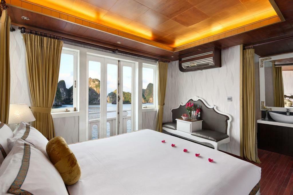 Halong Majestic Legend Cruise Hotell Ha Long Eksteriør bilde